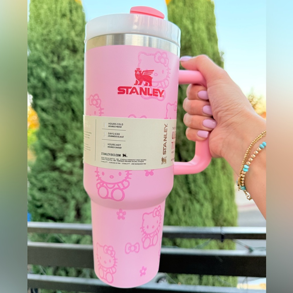 Hello Kitty Stanley Tumbler 40oz- Limited Edition Pink Cup